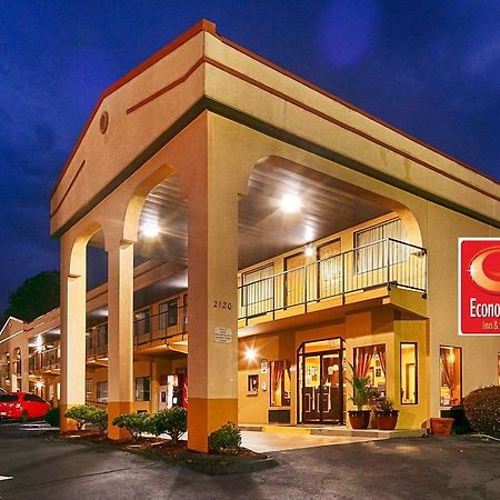 Econo Lodge Inn & Suites Fort Oglethorpe Extérieur photo