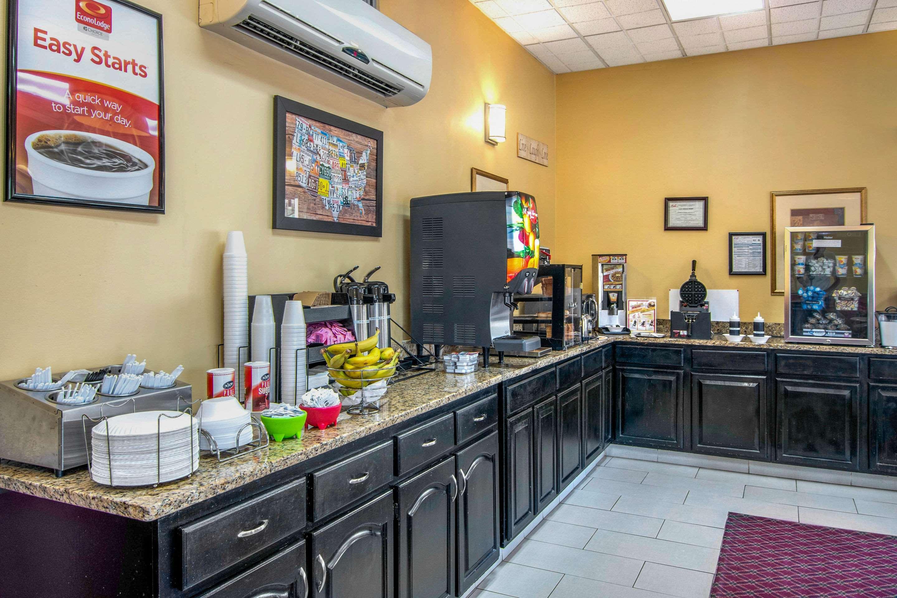 Econo Lodge Inn & Suites Fort Oglethorpe Extérieur photo
