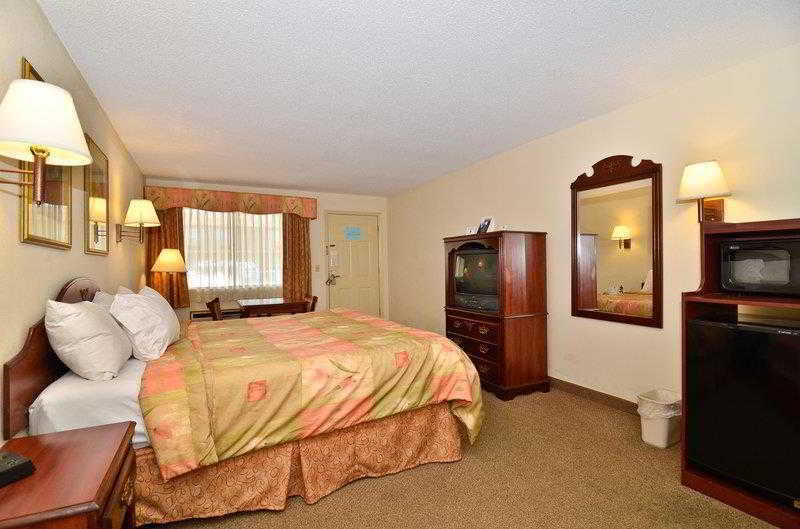 Econo Lodge Inn & Suites Fort Oglethorpe Extérieur photo