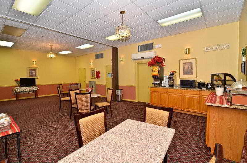 Econo Lodge Inn & Suites Fort Oglethorpe Extérieur photo