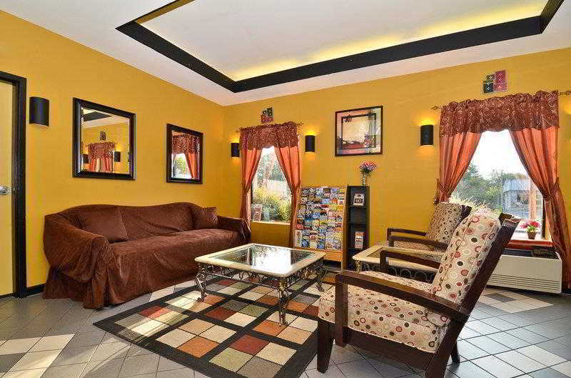Econo Lodge Inn & Suites Fort Oglethorpe Extérieur photo