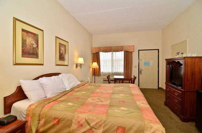 Econo Lodge Inn & Suites Fort Oglethorpe Extérieur photo