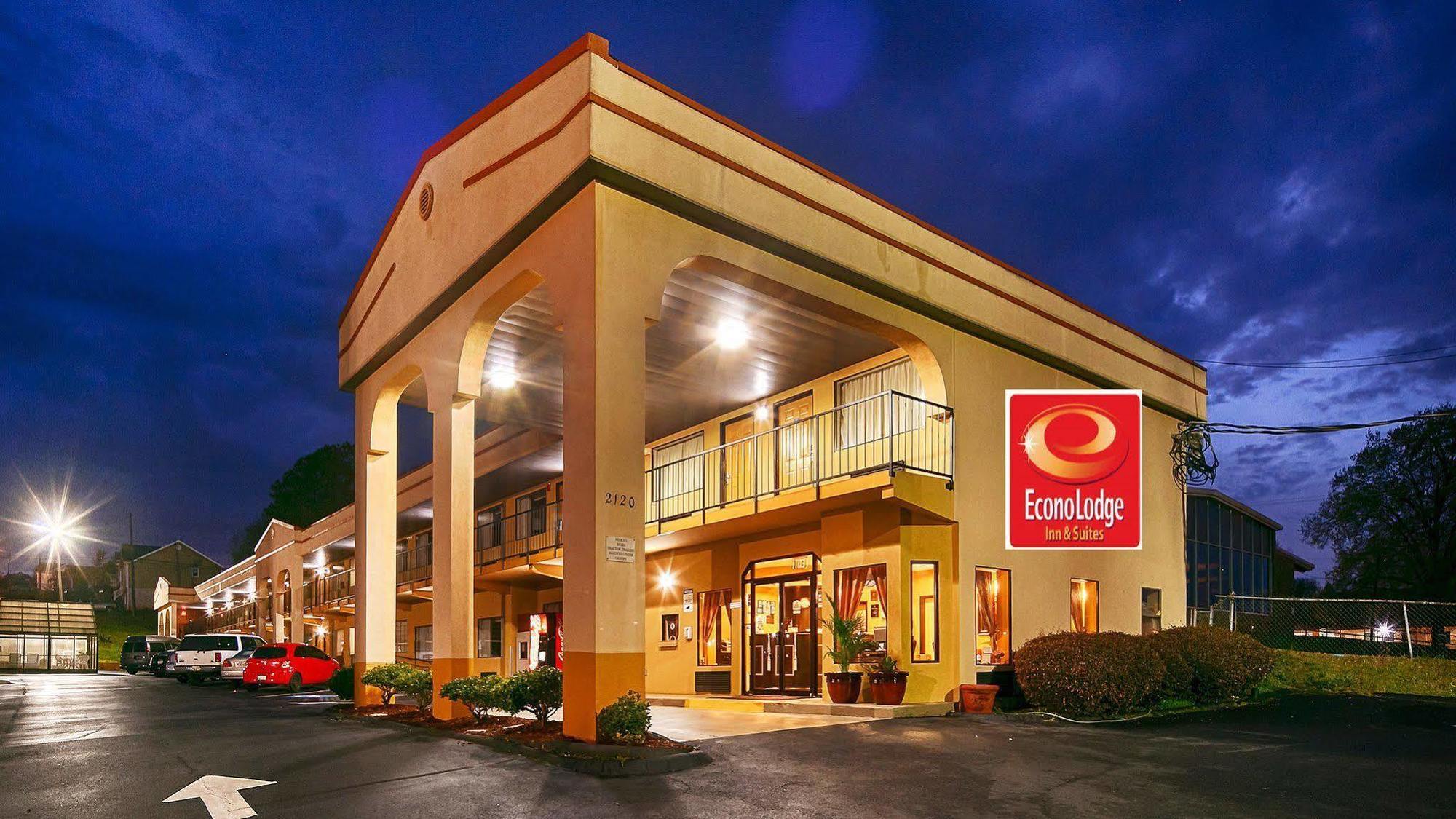 Econo Lodge Inn & Suites Fort Oglethorpe Extérieur photo